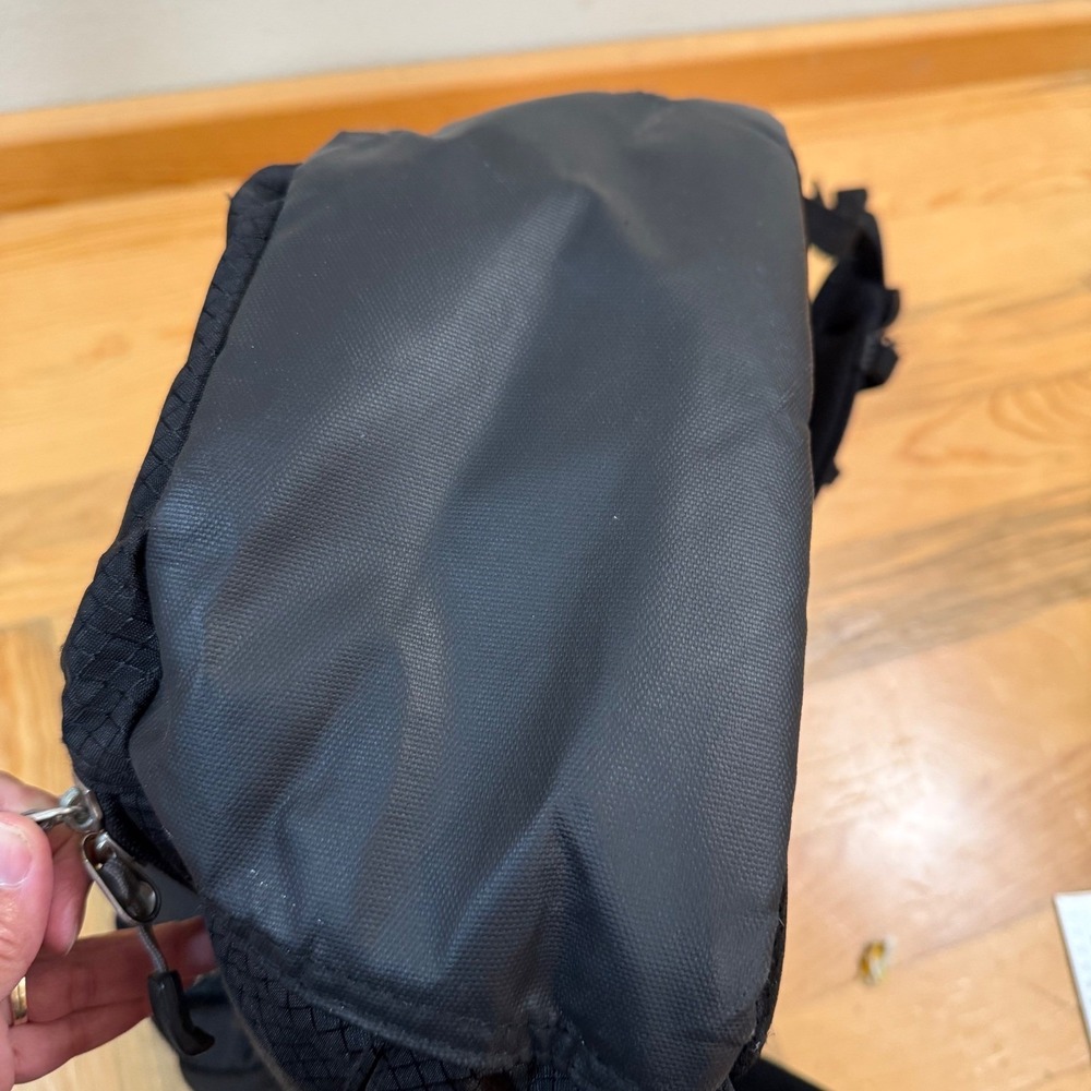 High Sierra Tech Spot Laptop Bag Multi-Pocket 17"‎ Padded Compartment Backpack - Picture 16 of 16
